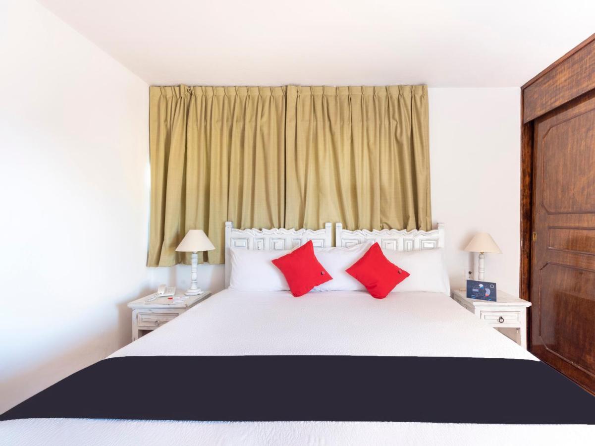 Suites Internacional Zapopan Kültér fotó